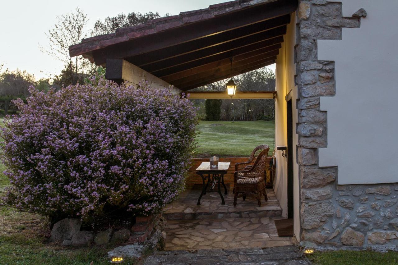 El Molino De Bonaco Guest House San Vicente De La Barquera Eksteriør bilde