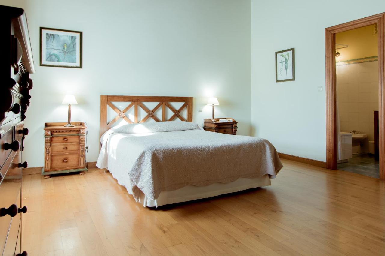 El Molino De Bonaco Guest House San Vicente De La Barquera Eksteriør bilde