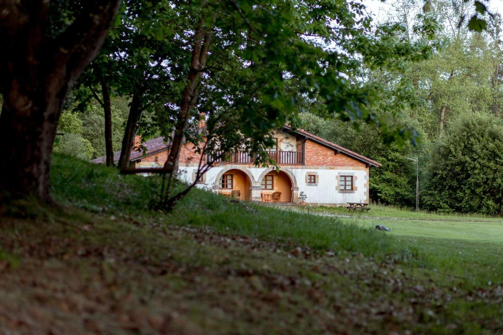 El Molino De Bonaco Guest House San Vicente De La Barquera Eksteriør bilde